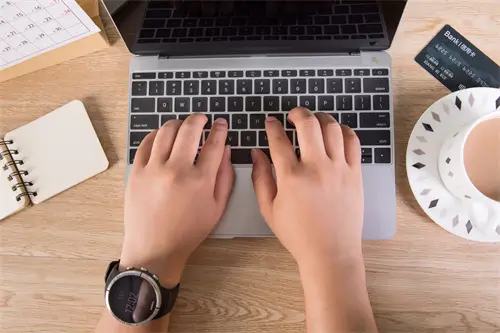 不抚养孩子触犯什么法律